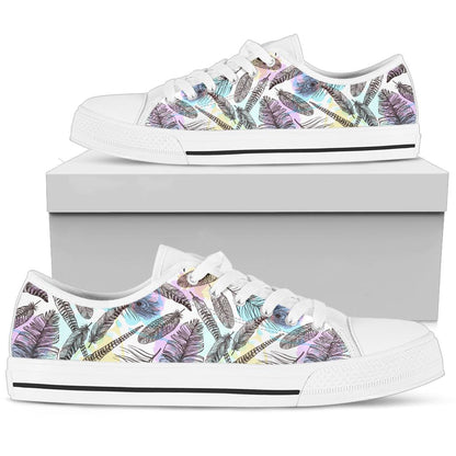 Feather Print Low Top Shoes