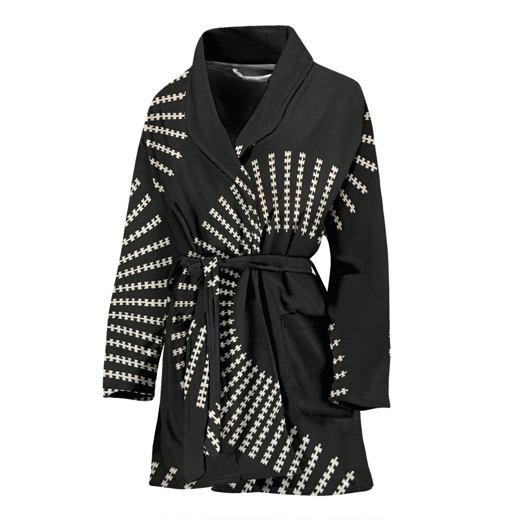 Womens Black & White Curls Bath Robe